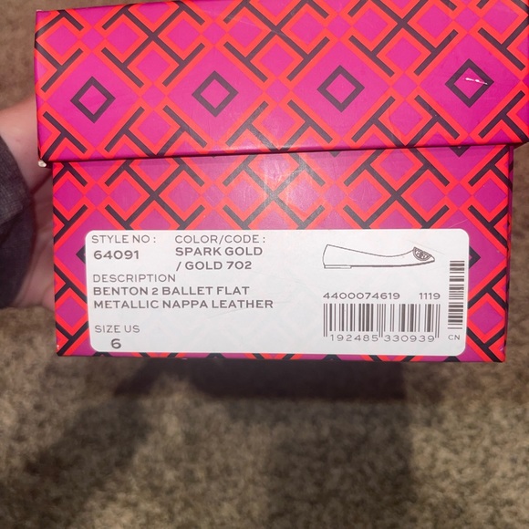 Brand New Never Worn Tory Burch Flats - Picture 5 of 7